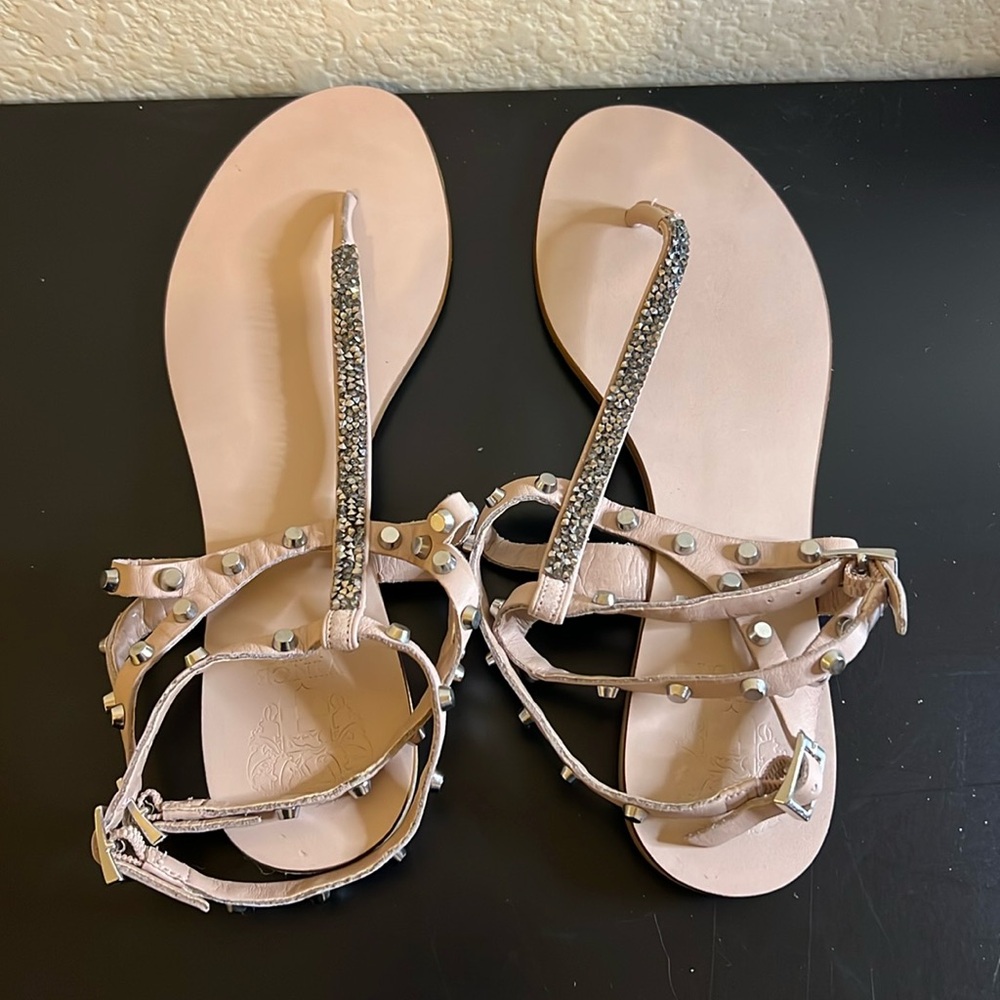 vince camuto pink sandals